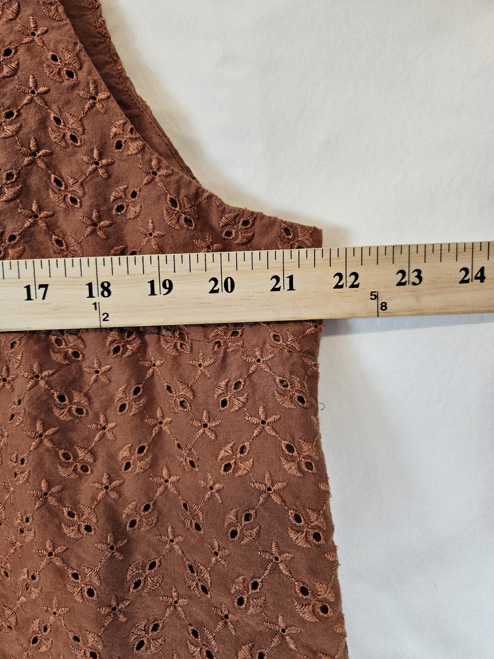 LOFT Rust Eyelet Sleeveless Blouse - Picture 5 of 6
